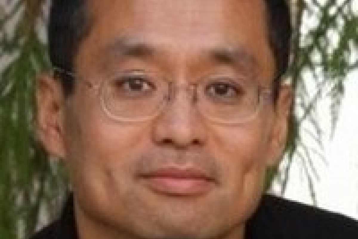 Speaker Dr. Chaio Liu.