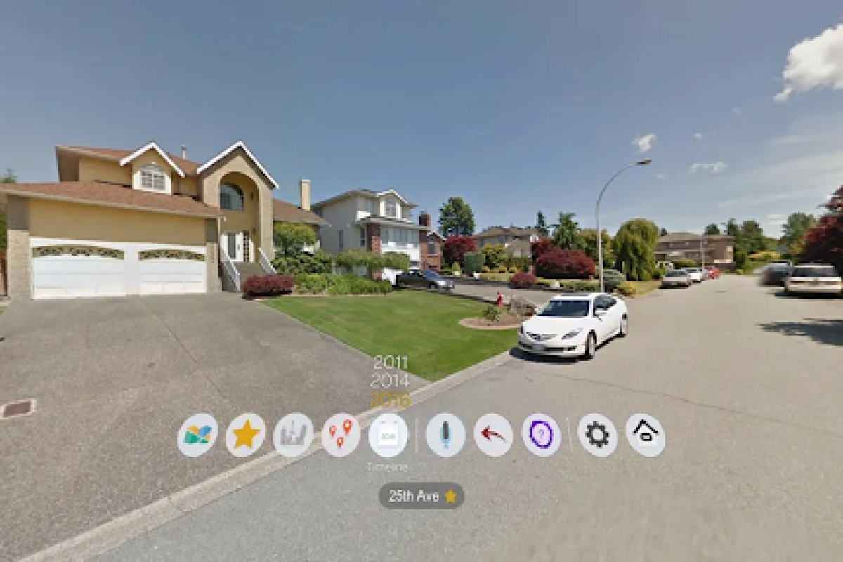 screenshot from Wander. shows a residential neighborhood.