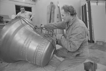 carillon bells installation